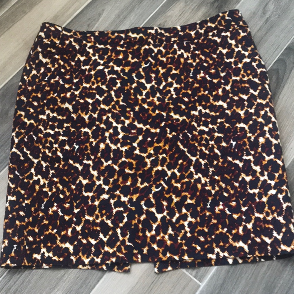 👛 3 for $20 👛 Cheetah print skirt